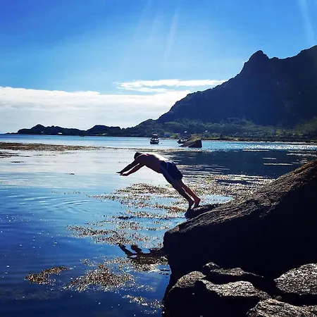 Unique By The Sea In Lofoten Vestvagoy